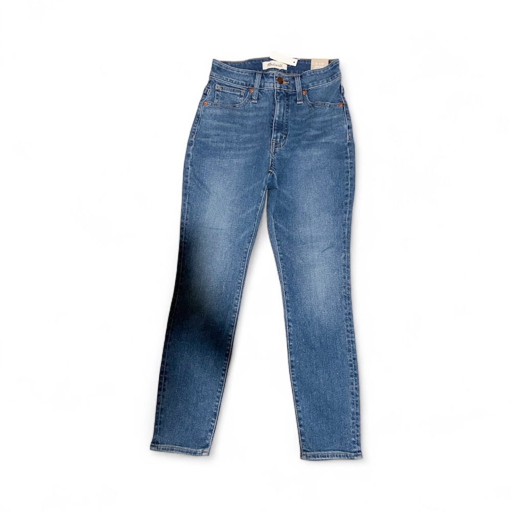 Madewell Petite Curvy High Rise Skinny in Astoria Wash (TENCEL Denim)
